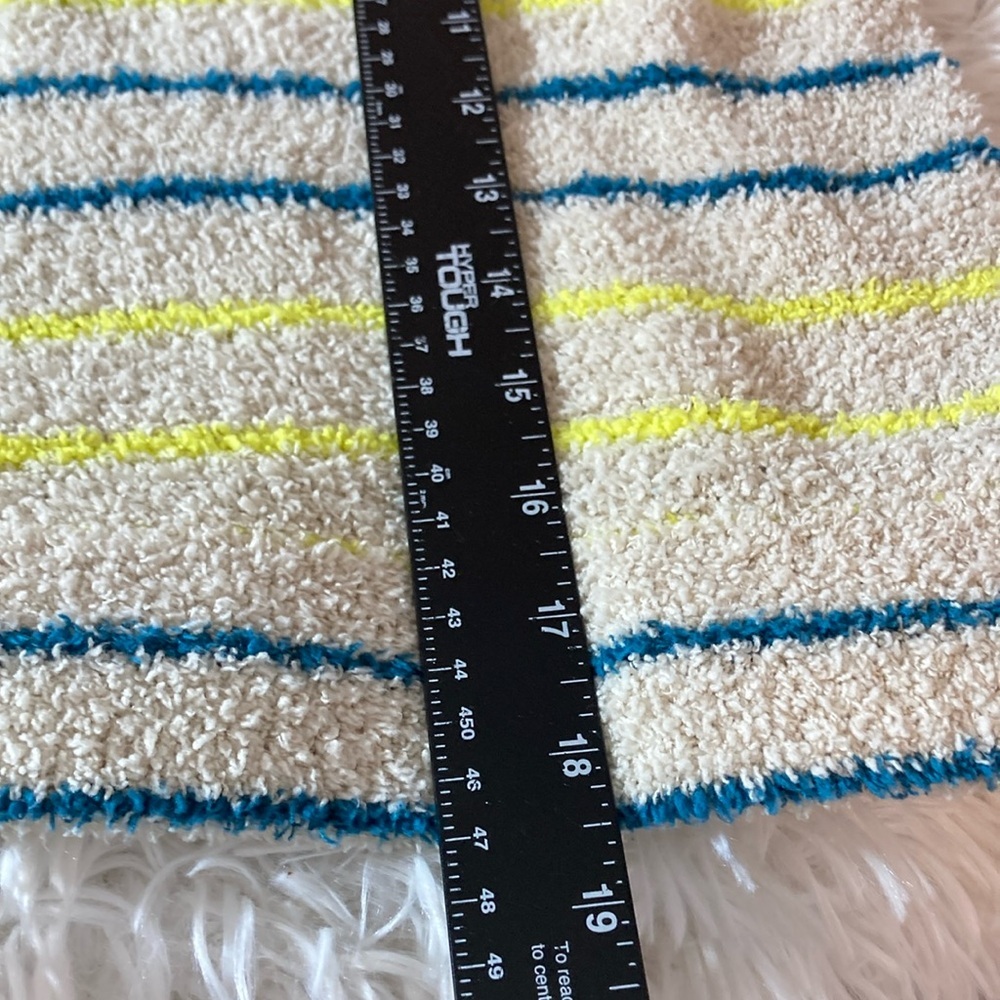 Urban Outfitters Cozy Hoodie Sweater - Picture 9 of 10